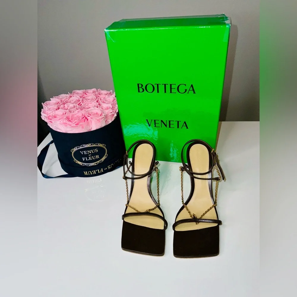 Bottega Veneta - 37 US - Strech Chain Sandals - Brown with Golden Chain - Picture 10 of 17